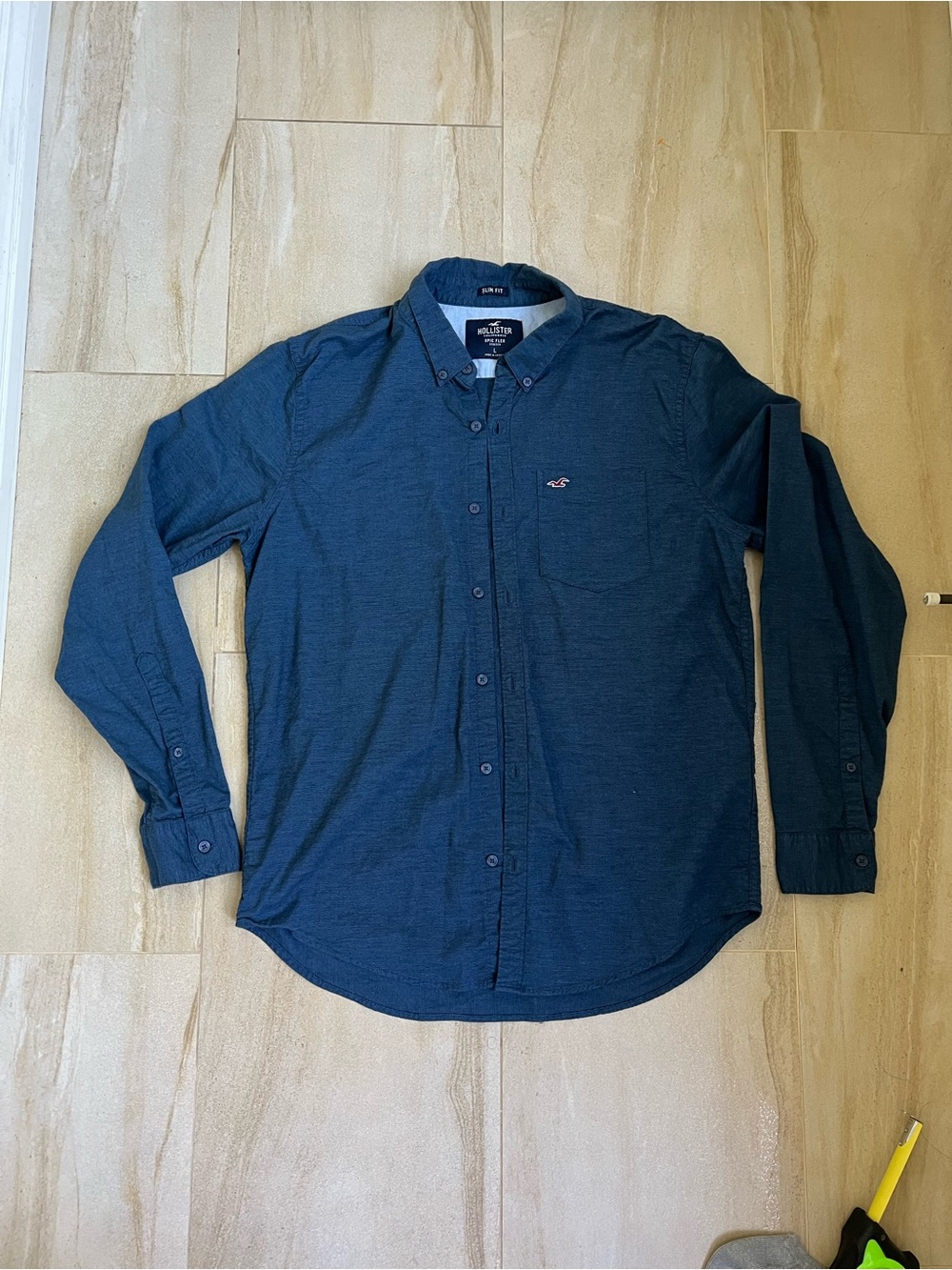 Hollister Men's Dark Blue Button-Down Casual Shirt